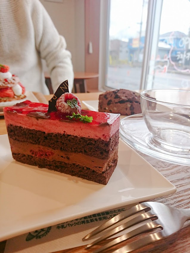 食べてきました