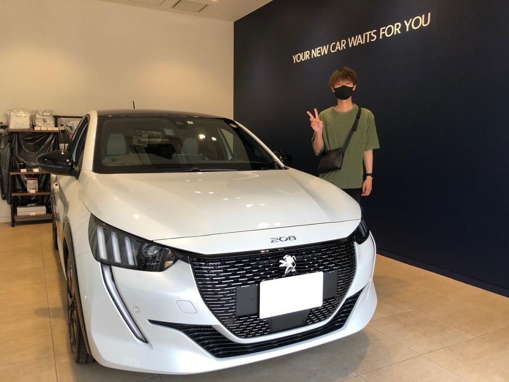 208 GT パール・ホワイトご納車
