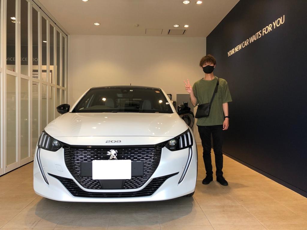 208 GT パール・ホワイトご納車