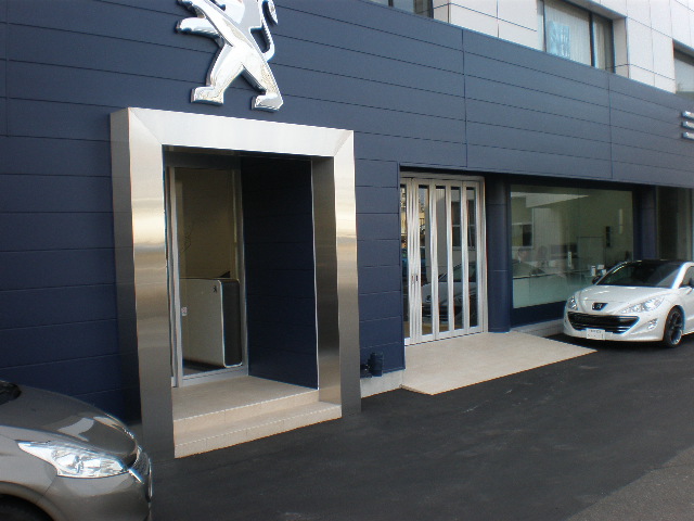 ショールームが生まれ変わりました。