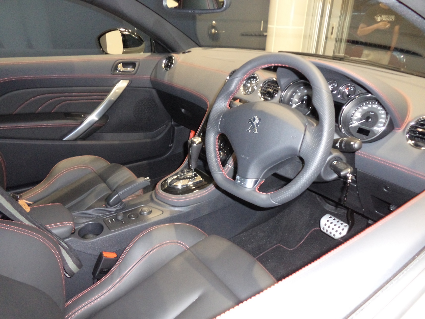 RCZ GT Line第1号出発！