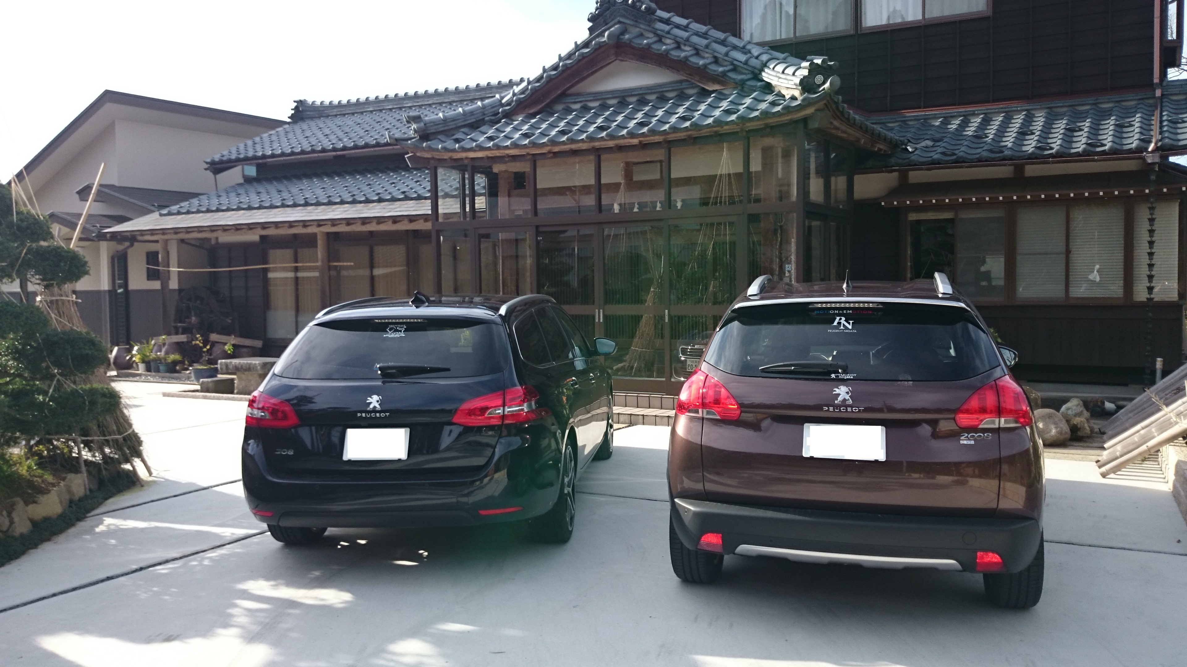 ～プジョーコーティング施工のお車のお手軽洗車～