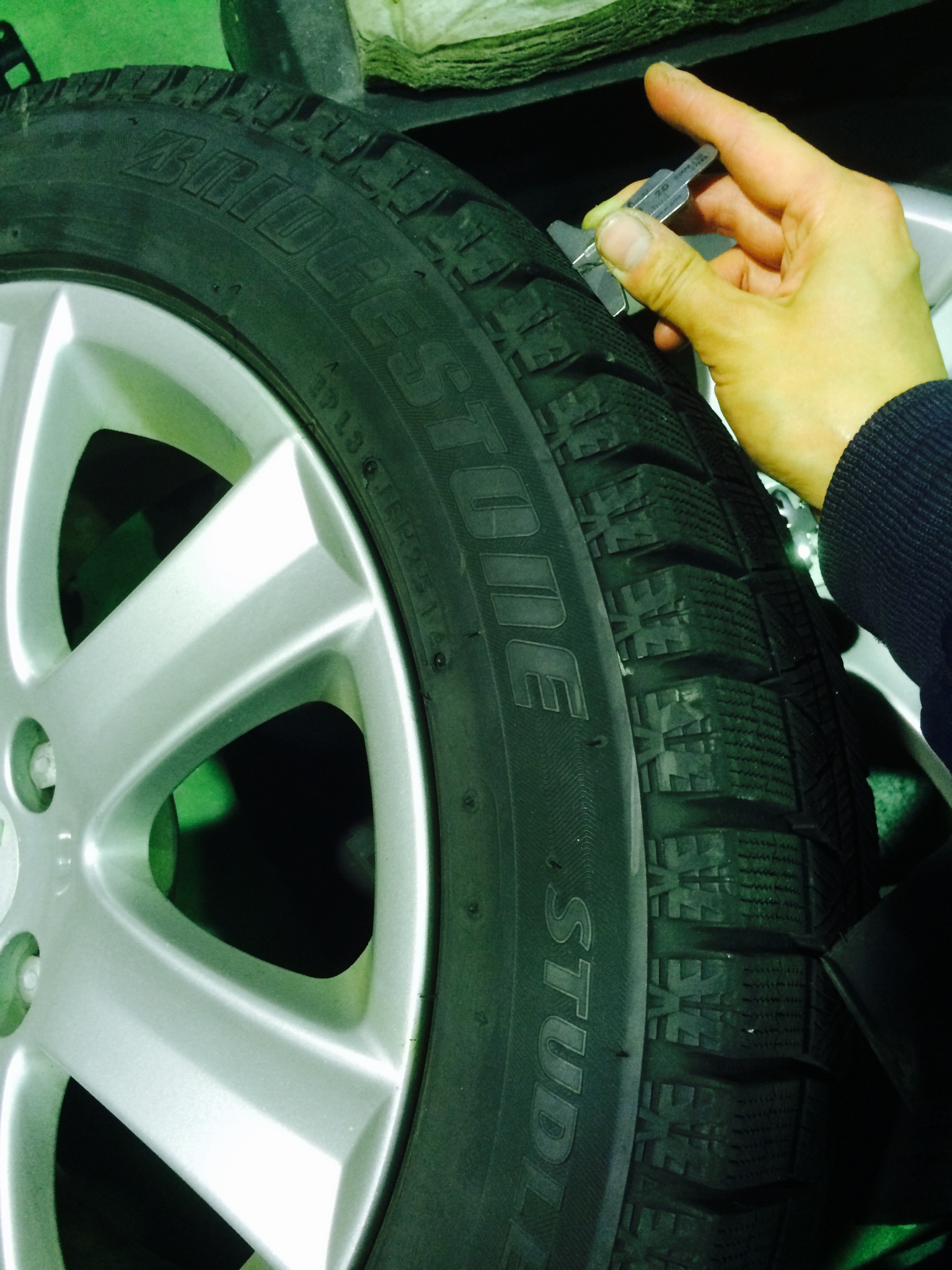 スタッドレスに交換★