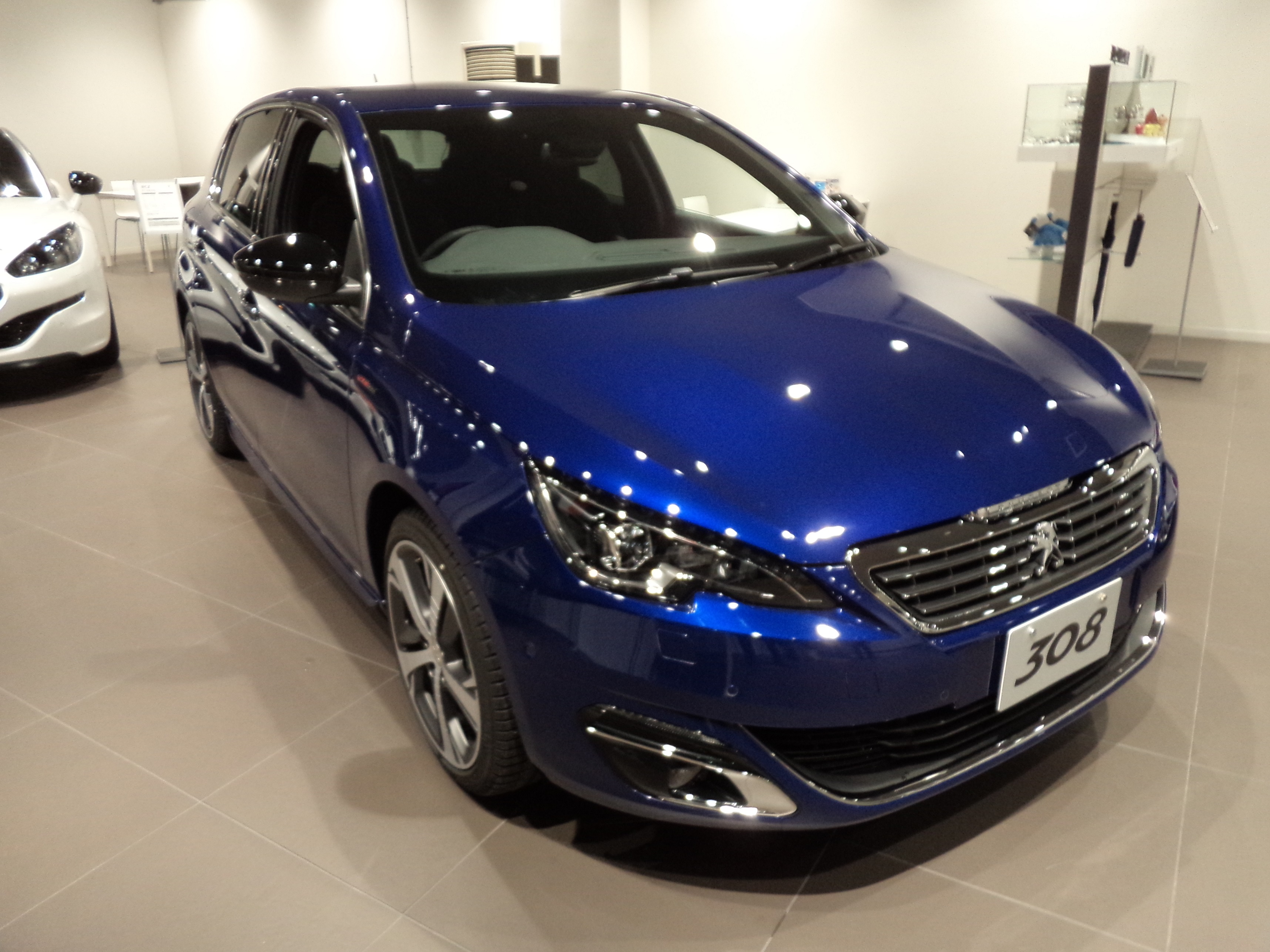 明日からはPEUGEOT　308GTLineフェア開催します！