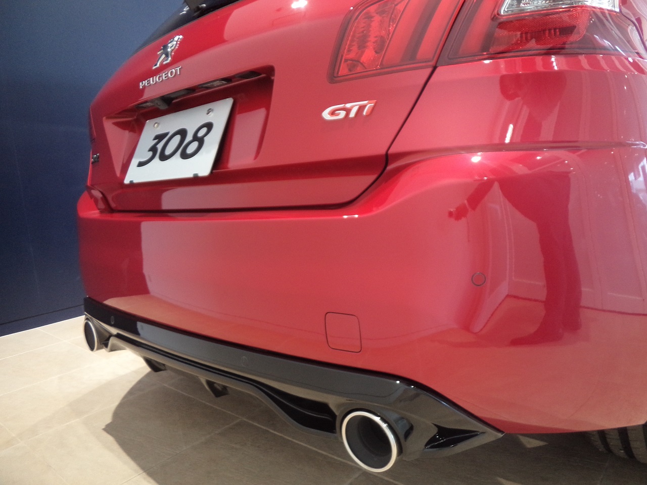 308 GTi 270 by PEUGEOT SPORT　期間限定展示！！