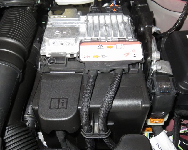 お出かけ前に　バッテリーチェックを