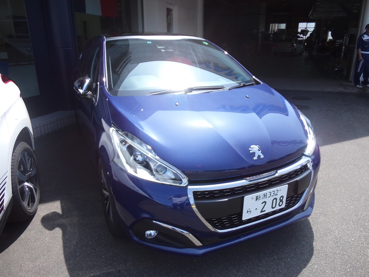 NEWデモカー　208・508SW　入庫しました！