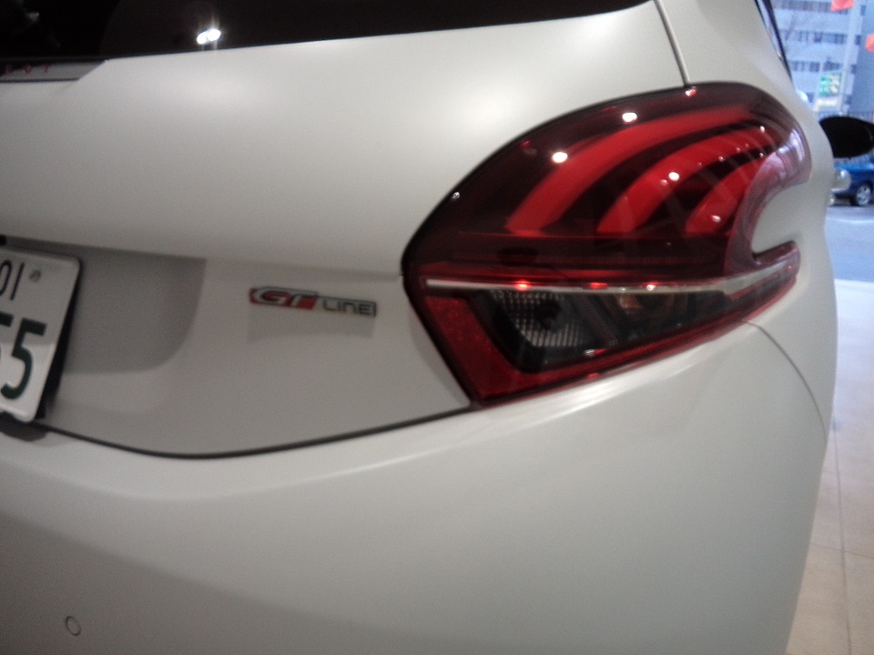 208GT Line ICE EDITIONご納車