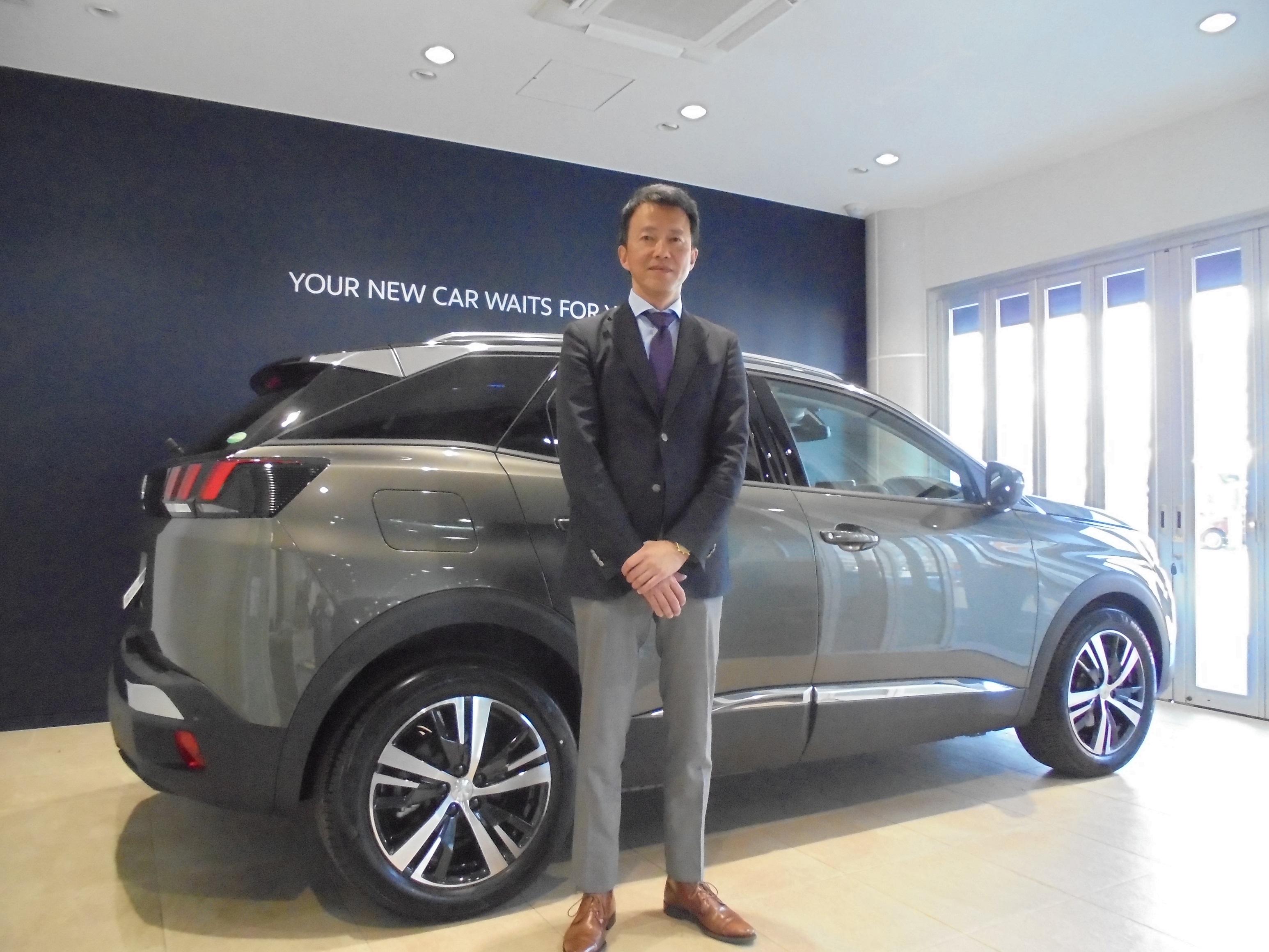 ～New3008Allure DEBUT EDITION ご納車～