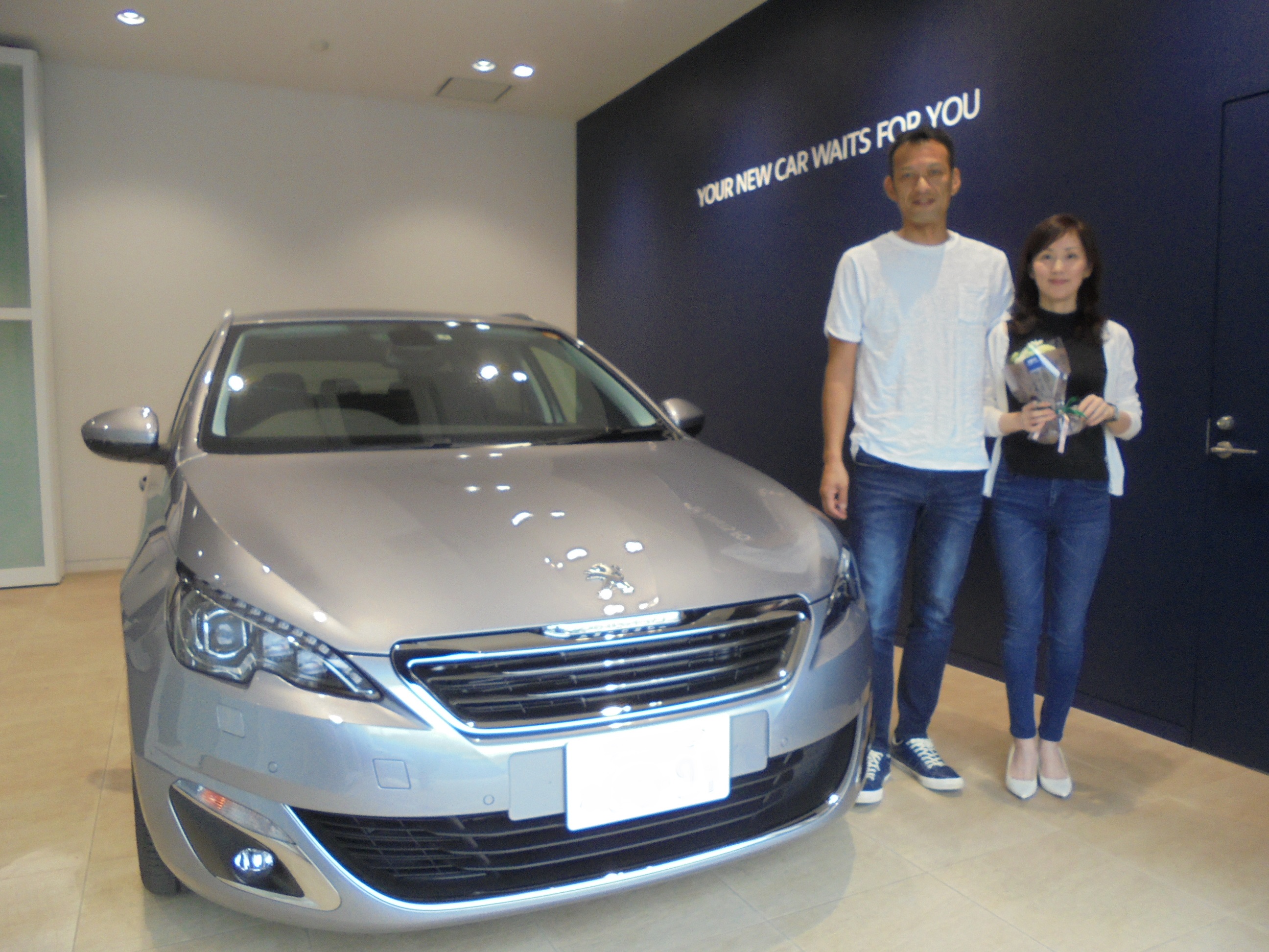 308 SW Allure BlueHDi ご納車