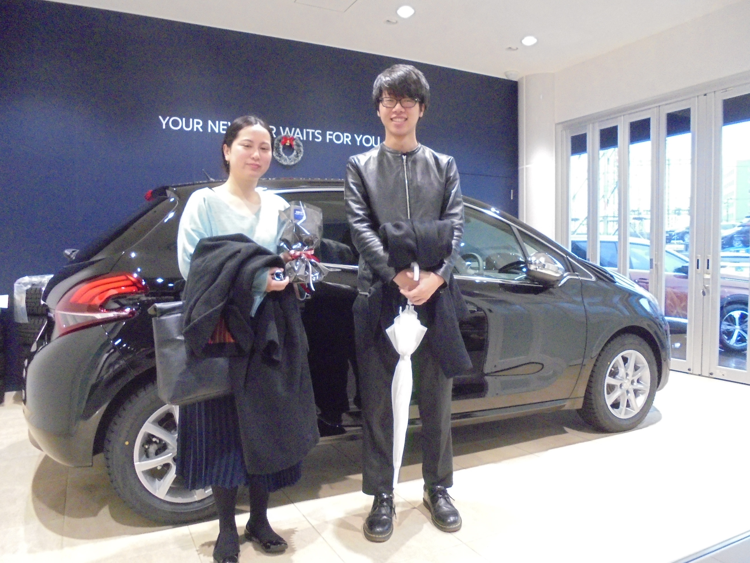 208　Allure 　ペルラ・ネラ・ブラック　ご納車。