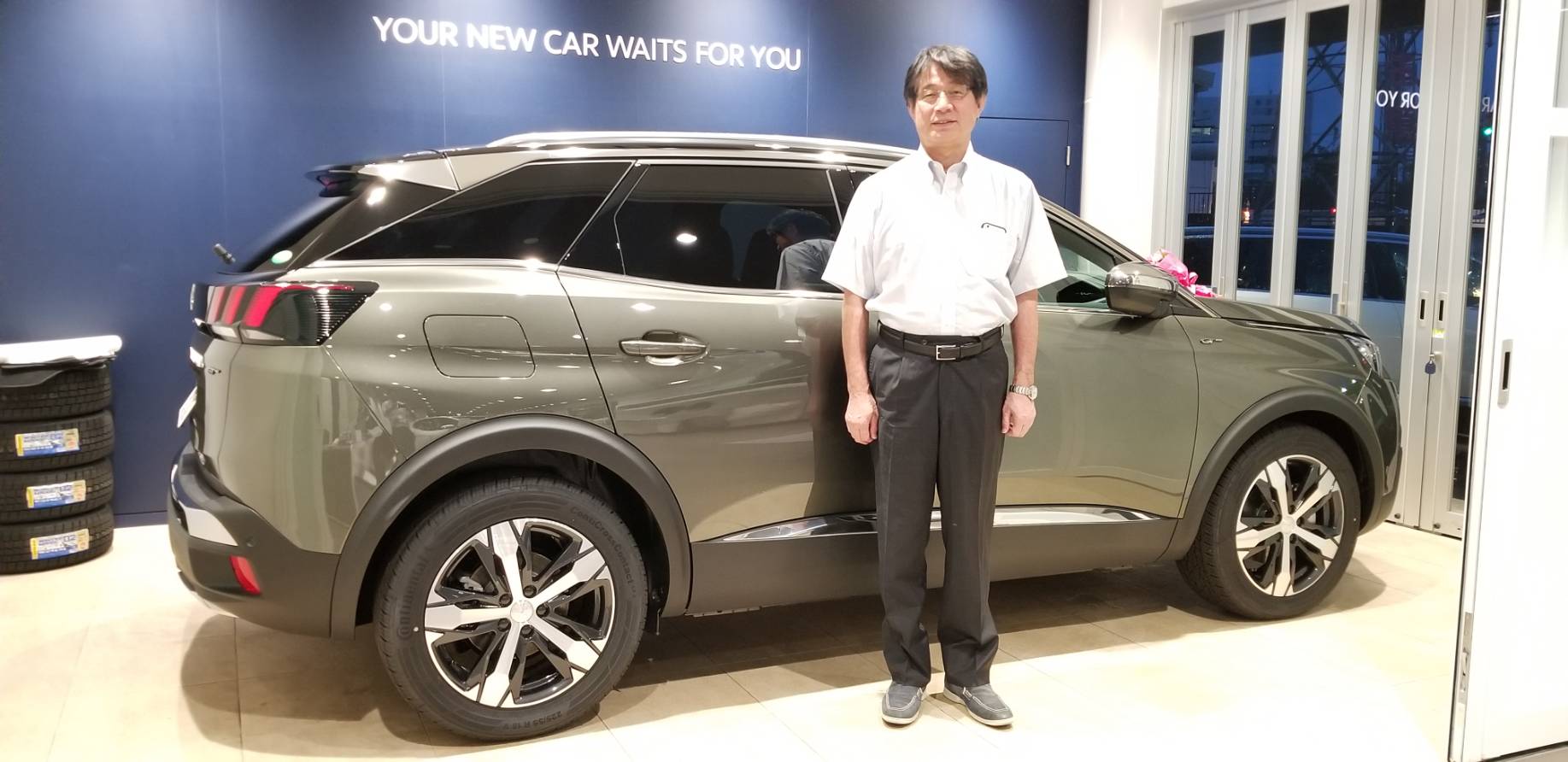 3008 GT BlueHDi アマゾナイト・グレー　ご納車