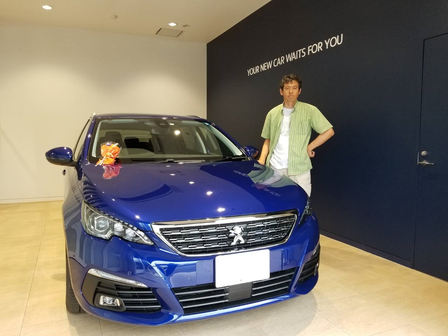 308 SW Allure BlueHDi マグネティック・ブルー　ご納車