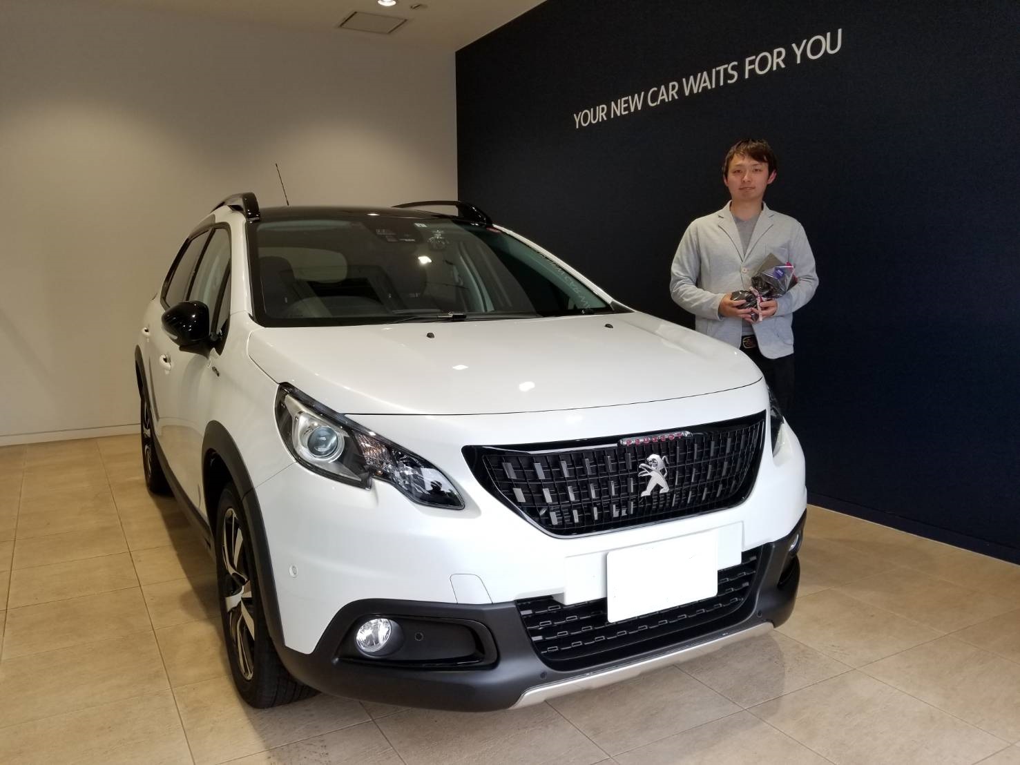 Peugeot 2008 GT 2024 Kompakt-SUV Okenite Weiss white