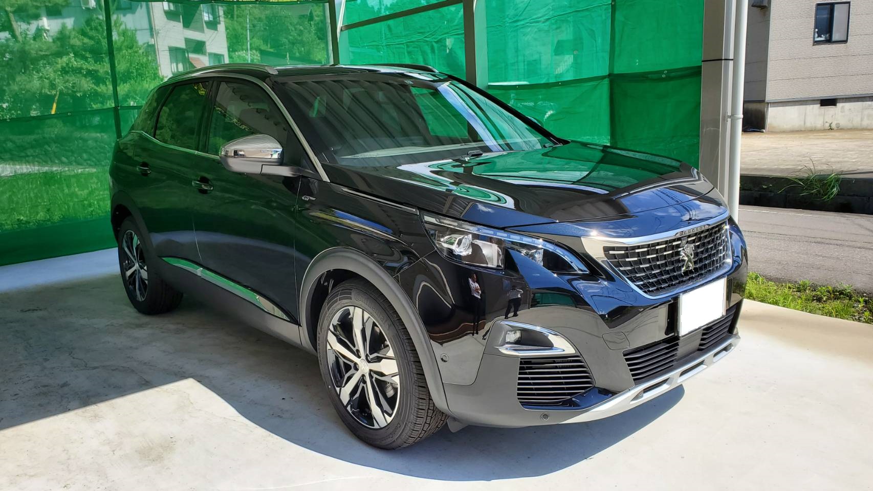 3008 GT BlueHDi FCP ペルラ・ネラ・ブラックご納車。