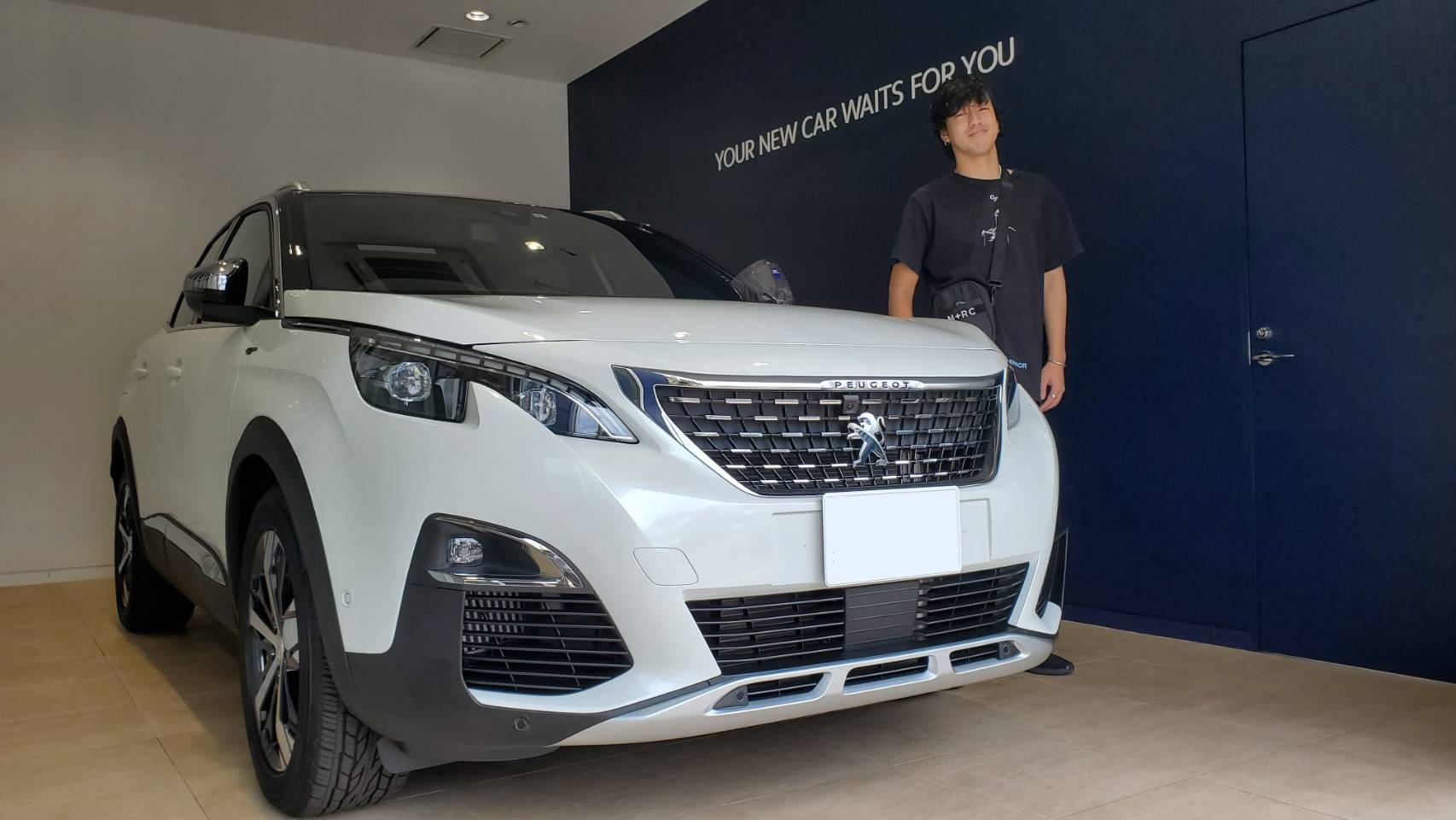 3008 GT BlueHDi FCP LAETHER パール・ホワイトご納車。