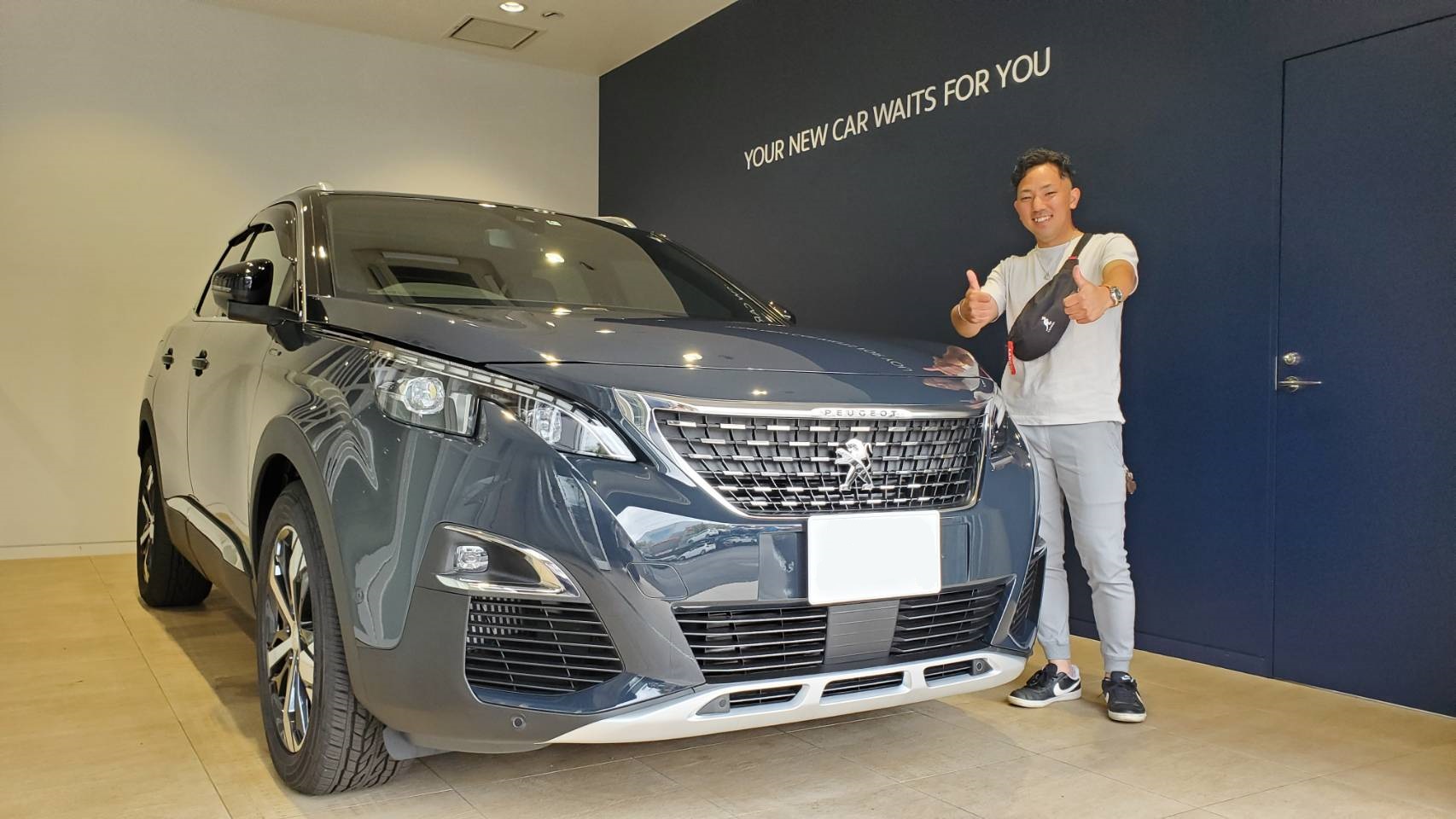 3008 GTLine BlueHDi PSR ハリケーン・グレーご納車。