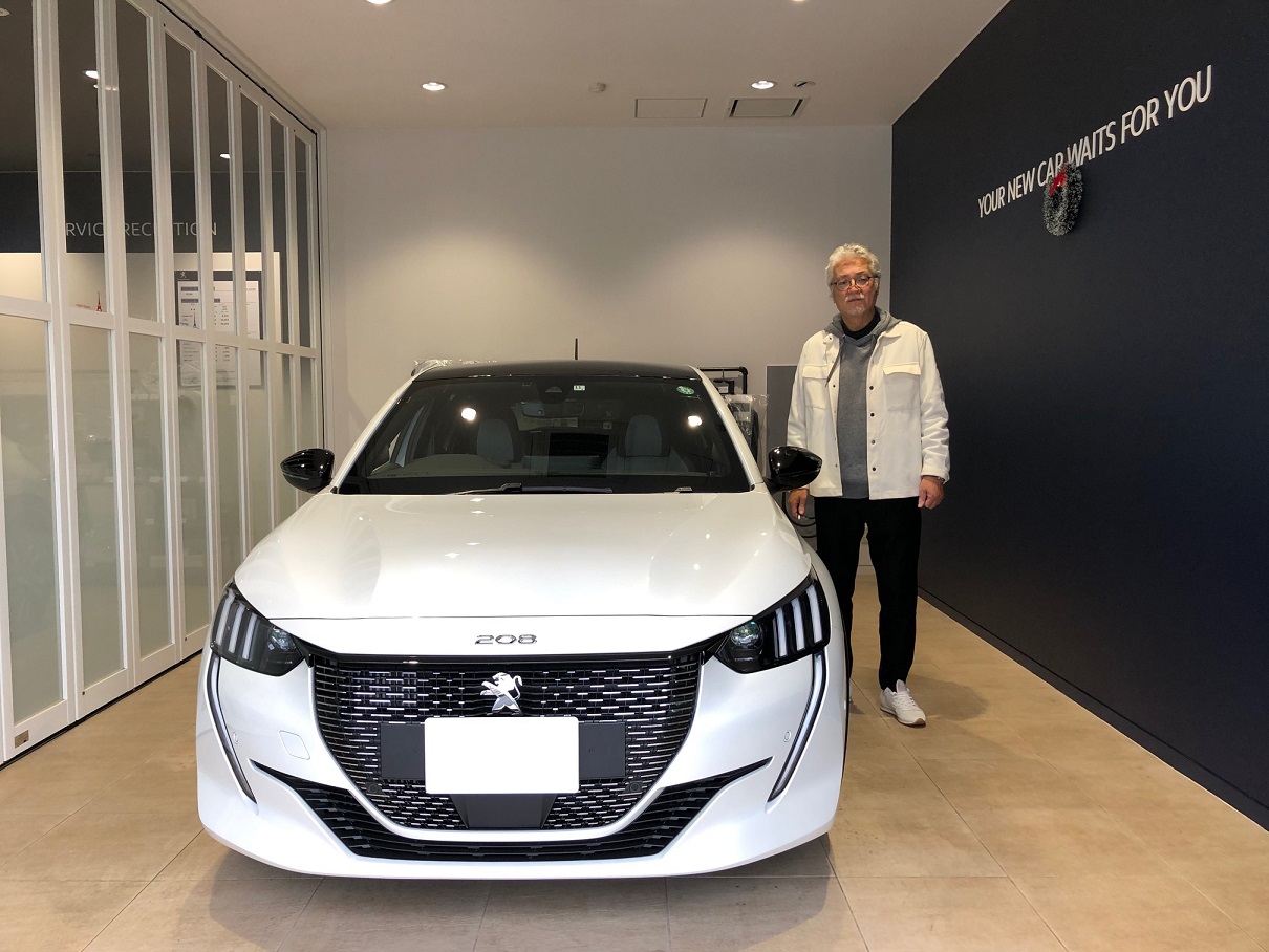 NEW 208 GT Line パール・ホワイトご納車