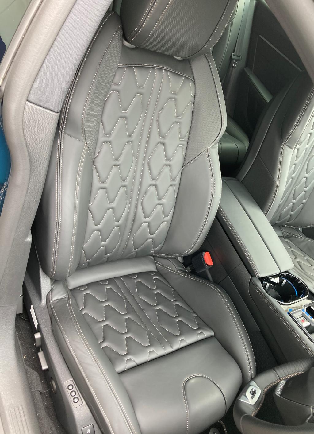 認定中古車　508 SW GT　のご案内