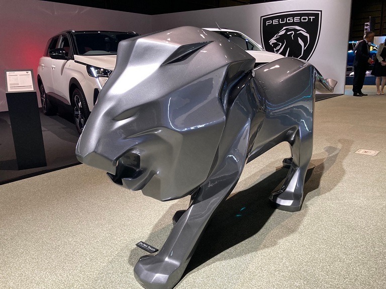 PEUGEOT 408 発表会
