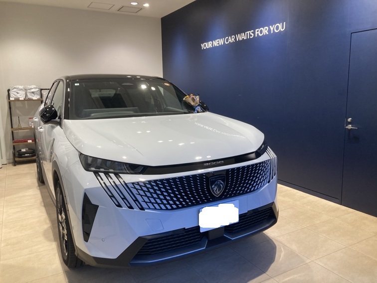 PEUGEOT NEW3008 GT HYBRID  アルカンタラパッケージ オケナイト・ホワイト ご納車